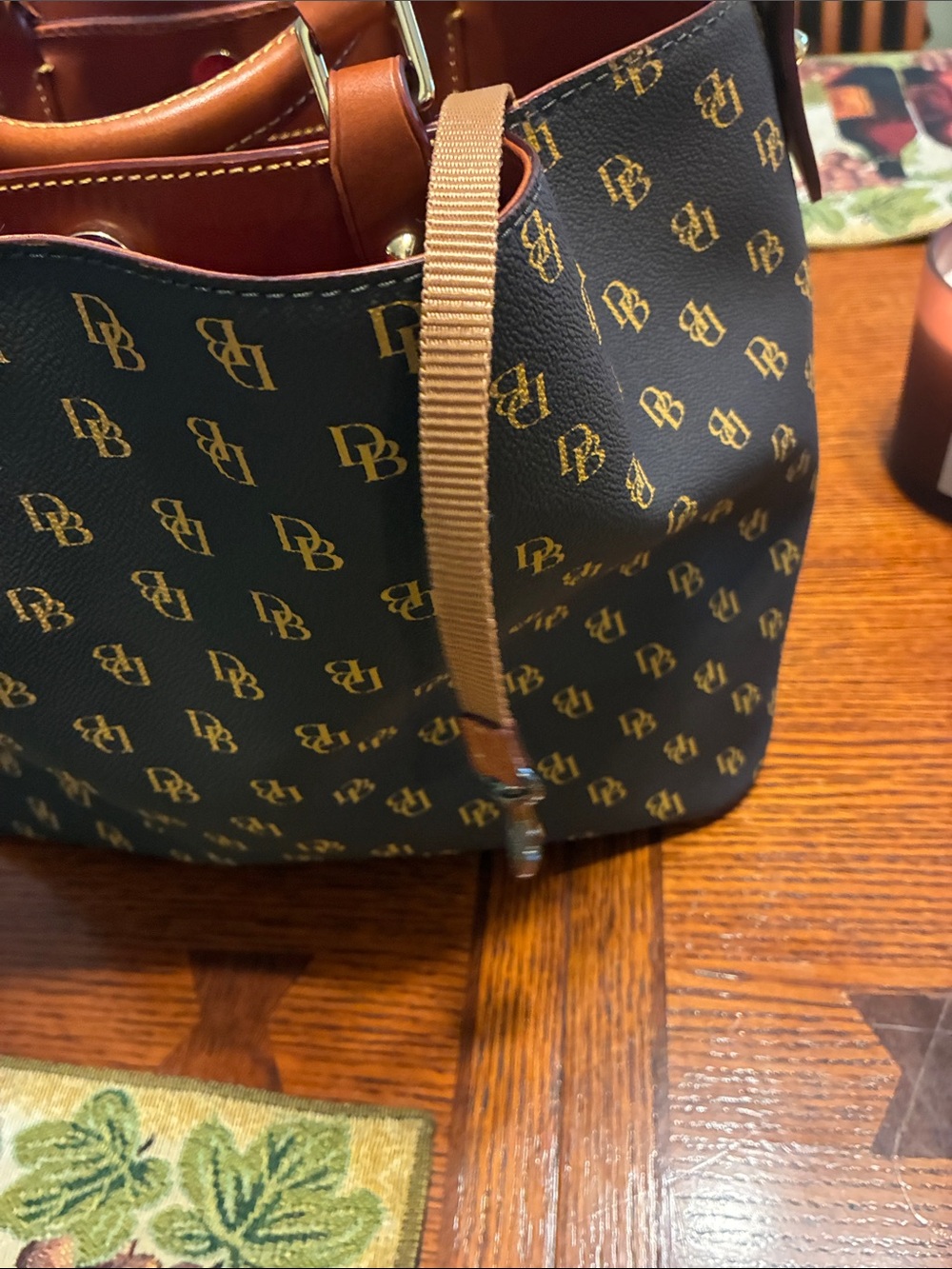 Dooney & Bourke Black and Brown Logo Satchel The Gretta Brenna. - Picture 9 of 11